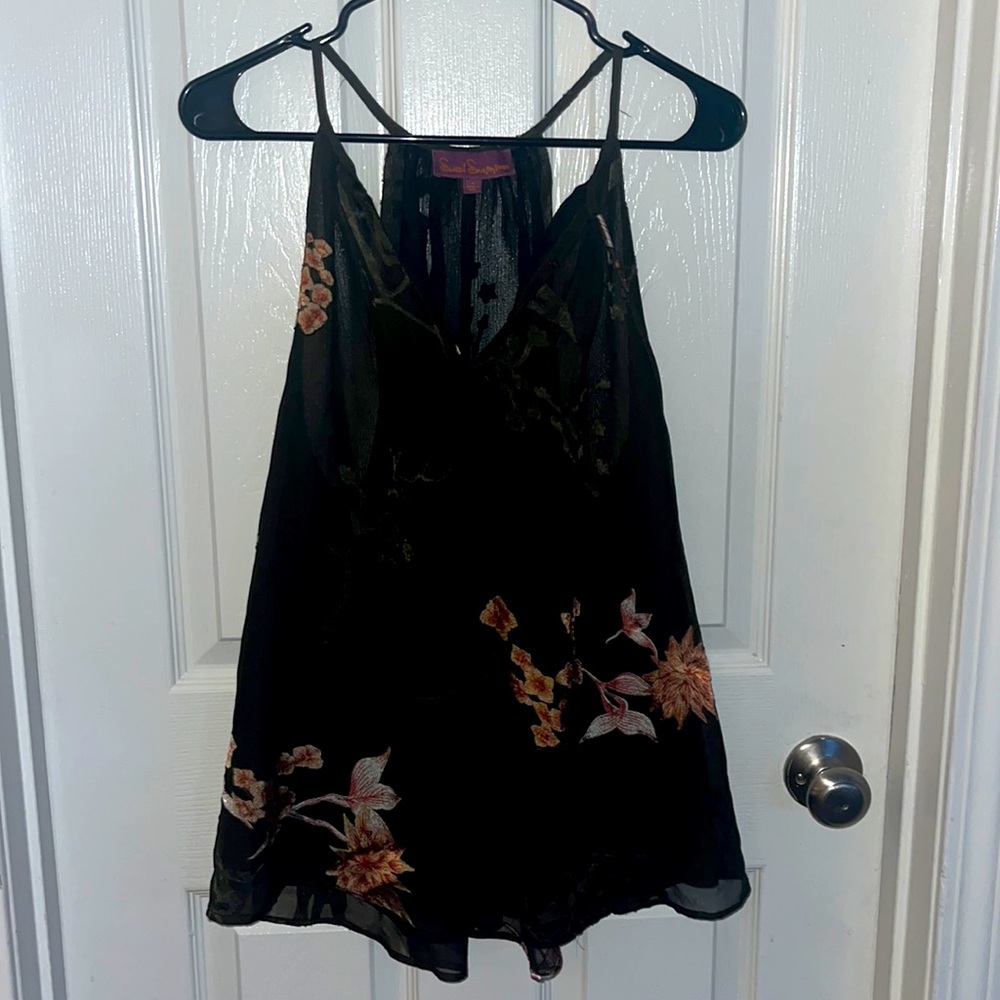 Sweet Sinammon Medium Floral Black Tank Top